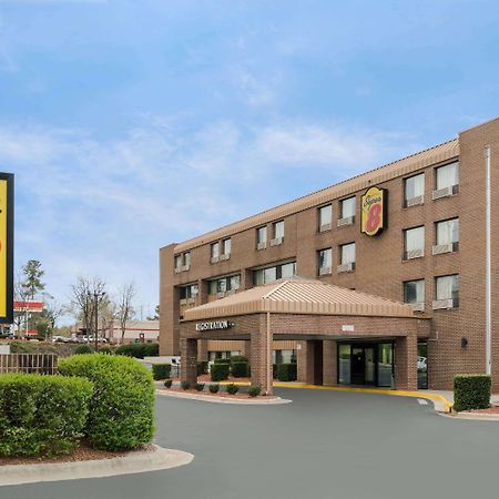 Super 8 By Wyndham Raleigh North East Hotel Exterior foto