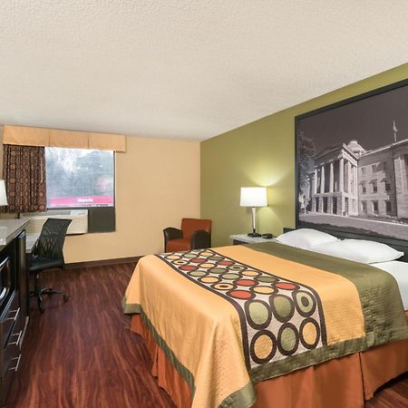 Super 8 By Wyndham Raleigh North East Hotel Exterior foto